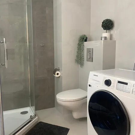 Diasfera Fancy Of Center Apartment